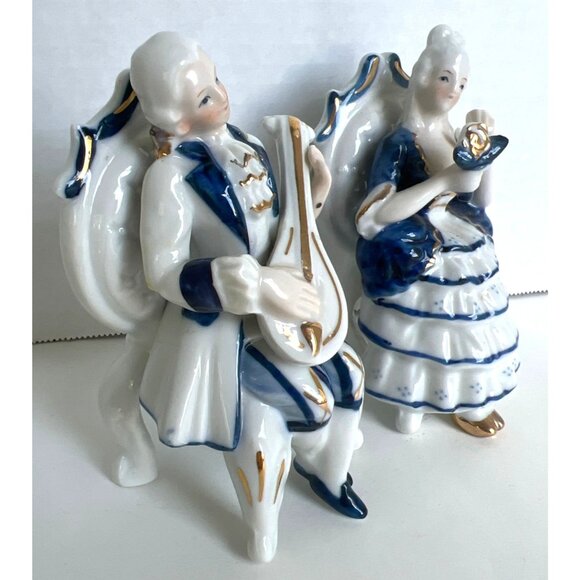Vtg Porcelain Victorian Couple Sitting Playing Mandolin White Blue & Gold RARE - Picture 3 of 12